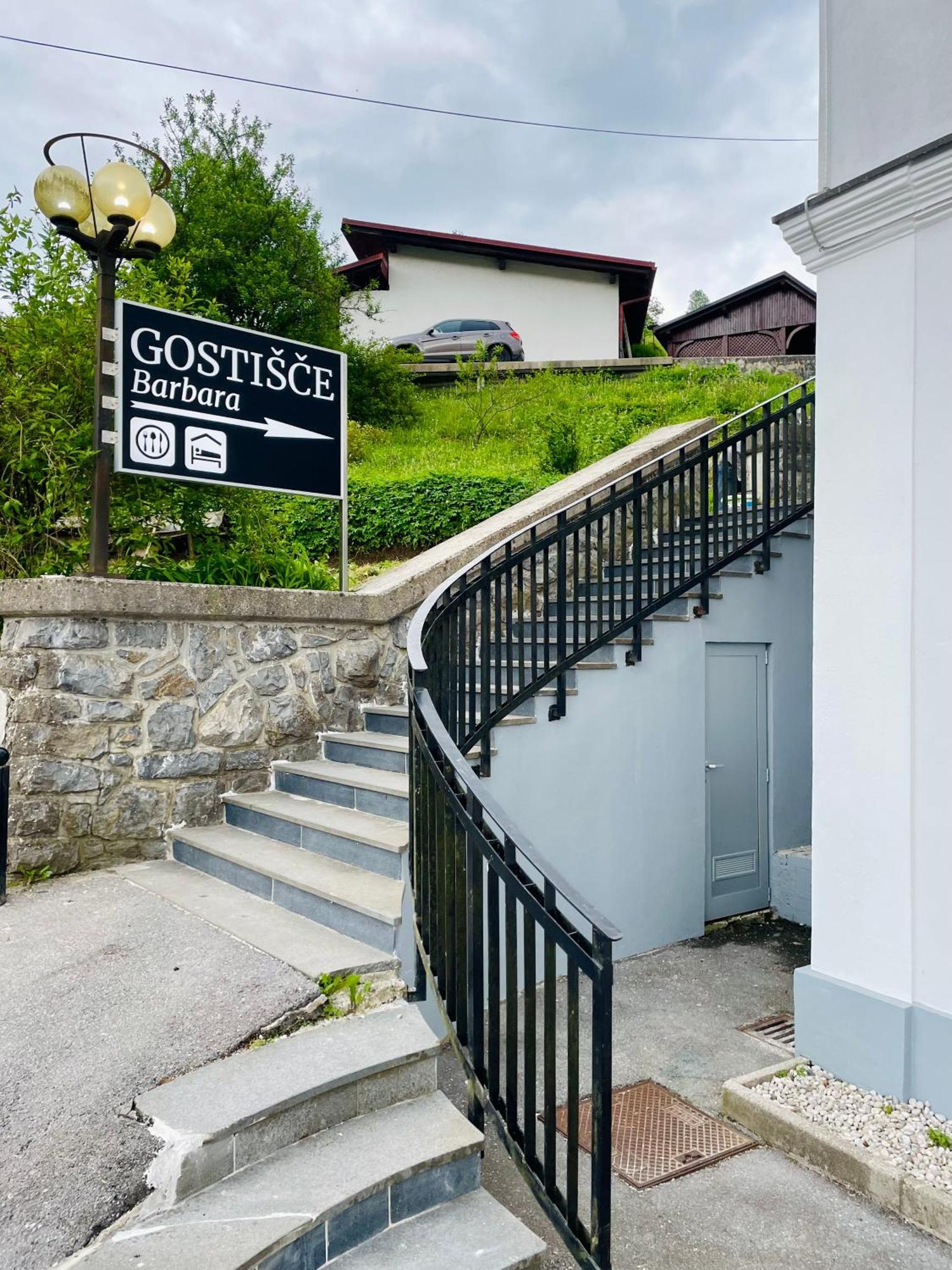 Gostisce Barbara Hotel Idrija Bagian luar foto